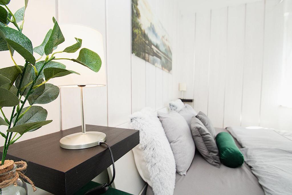 Magnolia Apartment - Free Private Parking Любляна Экстерьер фото