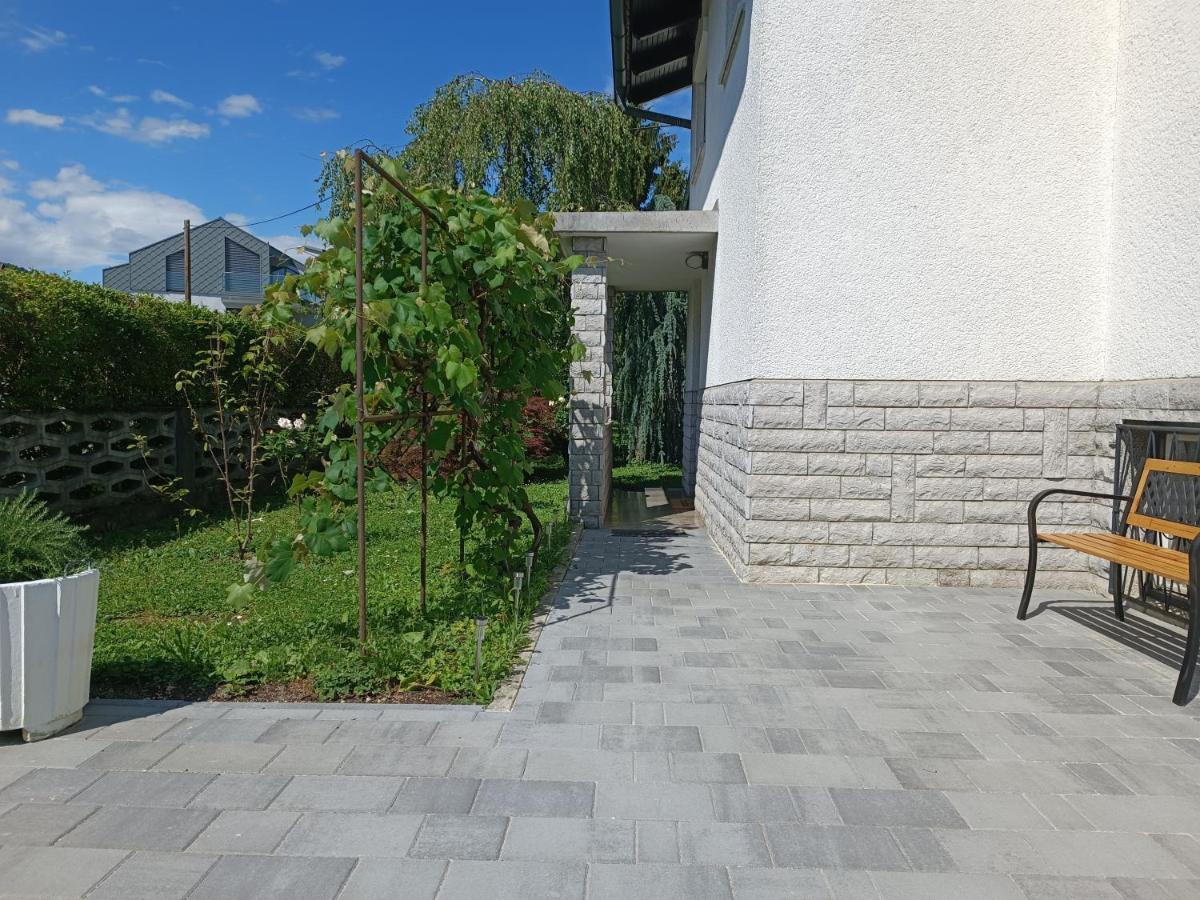Magnolia Apartment - Free Private Parking Любляна Экстерьер фото